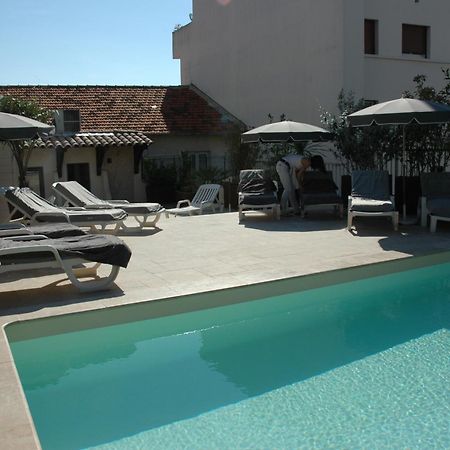 Brit Hotel Confort Le Revest Sainte-Maxime Ngoại thất bức ảnh