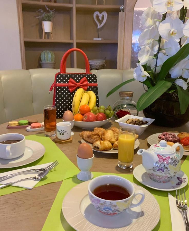 Brit Hotel Confort Le Revest Sainte-Maxime Ngoại thất bức ảnh