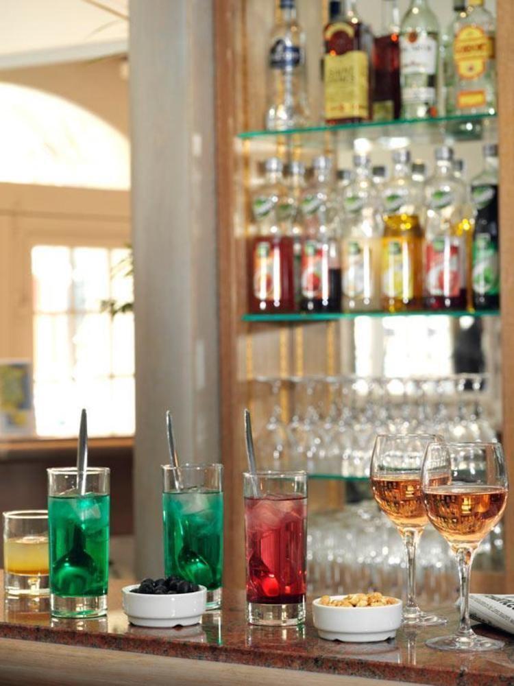 Brit Hotel Confort Le Revest Sainte-Maxime Ngoại thất bức ảnh